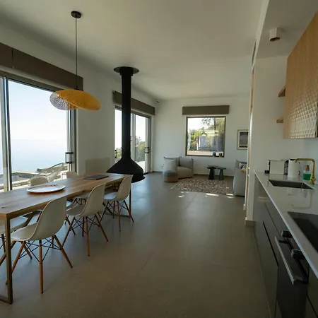 Livas Sun House